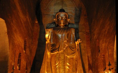 Ngài A Nan Đà – Vị thánh tăng ghi lại giáo pháp của Đức Phật