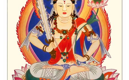 Bồ Tát Hư Không Tạng: Biểu tượng của kho tàng Trí Tuệ Và Công Đức